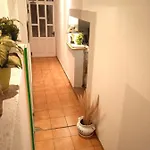 Monera & & Free Garage Apartman Mostar