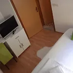 Monera & & Free Garage Apartman Mostar