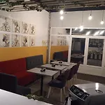 Monera & & Free Garage * Mostar