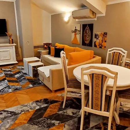 Monera Apartments&rooms&free Garage