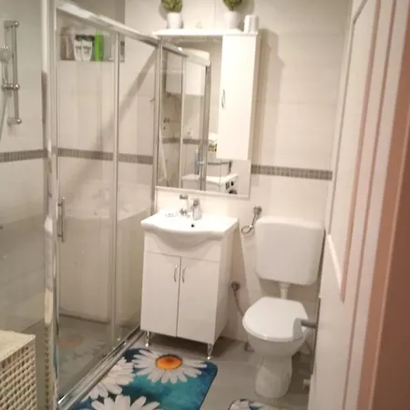 Monera & & Free Garage Διαμέρισμα Μόσταρ