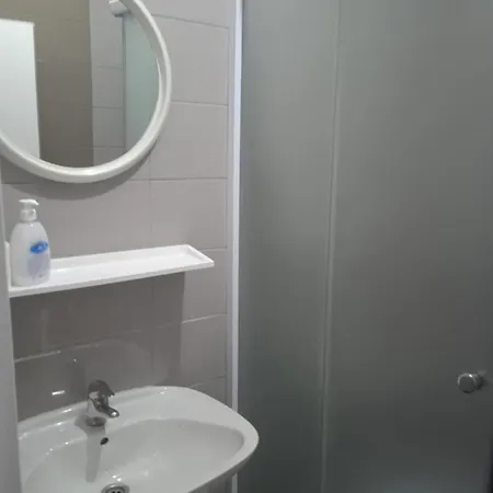 Monera Apartments&rooms&free Garage