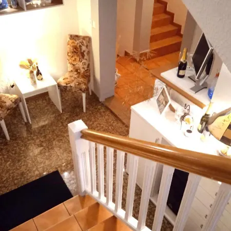 Appartamento Monera Apartments&rooms&free Garage