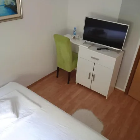 Appartamento Monera Apartments&rooms&free Garage