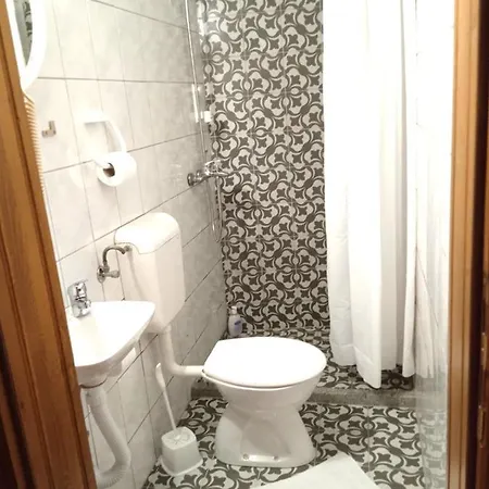 Monera Apartments&rooms&free Garage Appartamento *