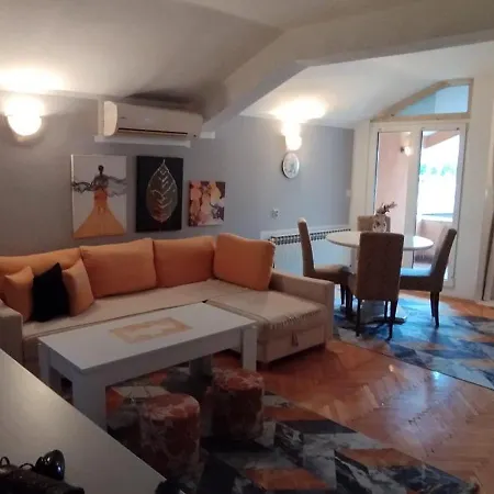 Appartamento Monera Apartments&rooms&free Garage Mostar