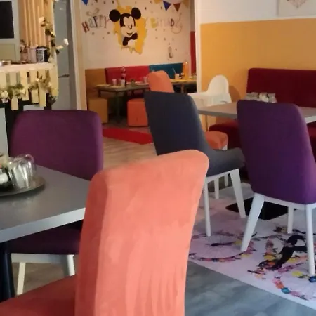 Monera & & Free Garage דירה